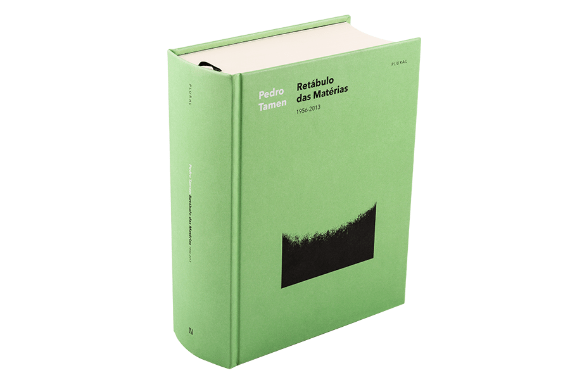 Retábulo das Matérias (1956-2013) é uma obra obrigatória na biblioteca de todos os que apreciam poesia